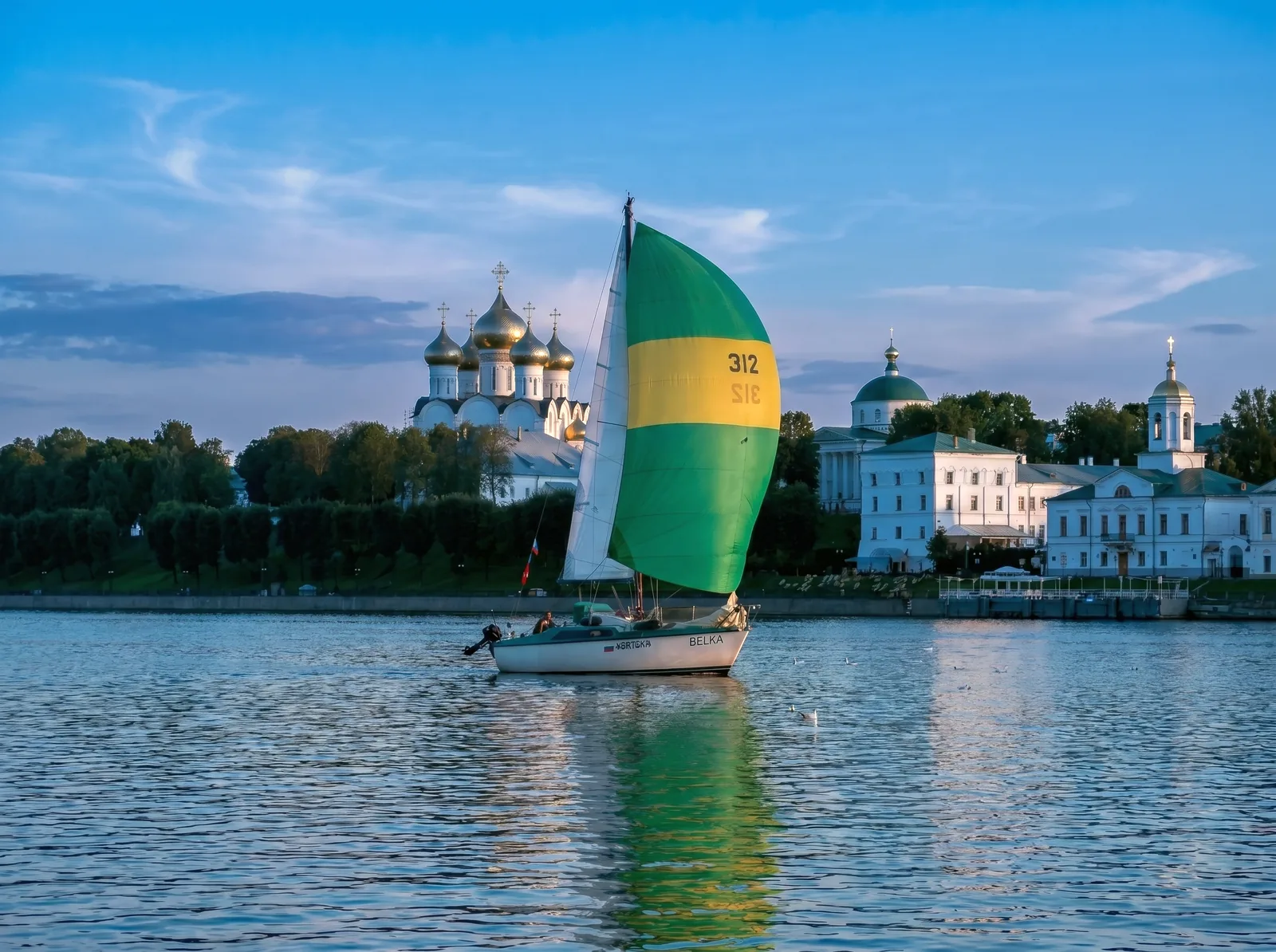 Ярославль, акватория Волги у Стрелки — место занятий